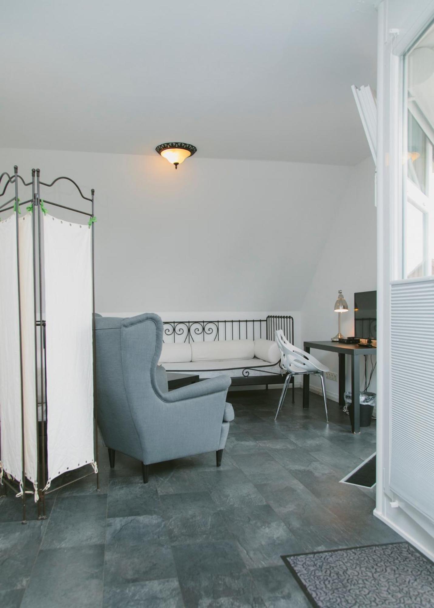 Gaestehaus Vigliarolo Gewerblich Jedes Zimmer Eigenes Bad Gemeinschaftskueche Elmshorn Exteriér fotografie