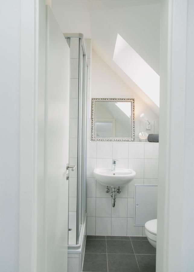 Gaestehaus Vigliarolo Gewerblich Jedes Zimmer Eigenes Bad Gemeinschaftskueche Elmshorn Exteriér fotografie