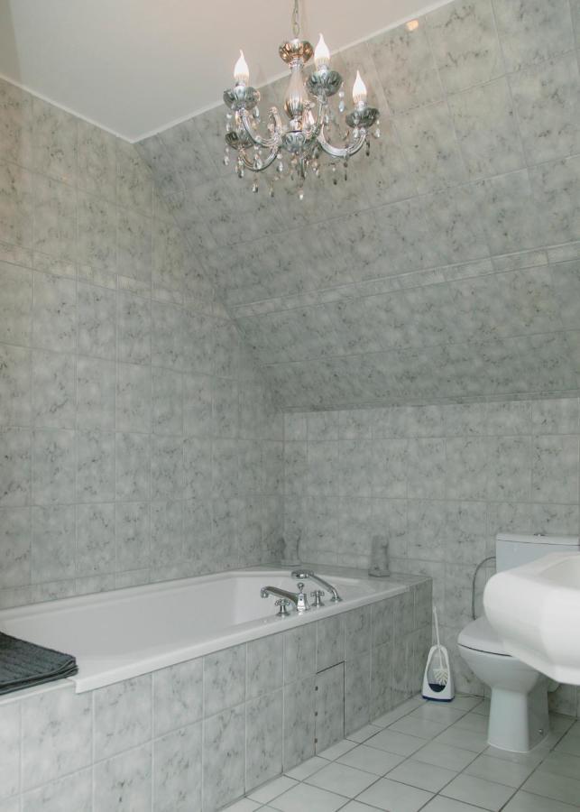 Gaestehaus Vigliarolo Gewerblich Jedes Zimmer Eigenes Bad Gemeinschaftskueche Elmshorn Exteriér fotografie