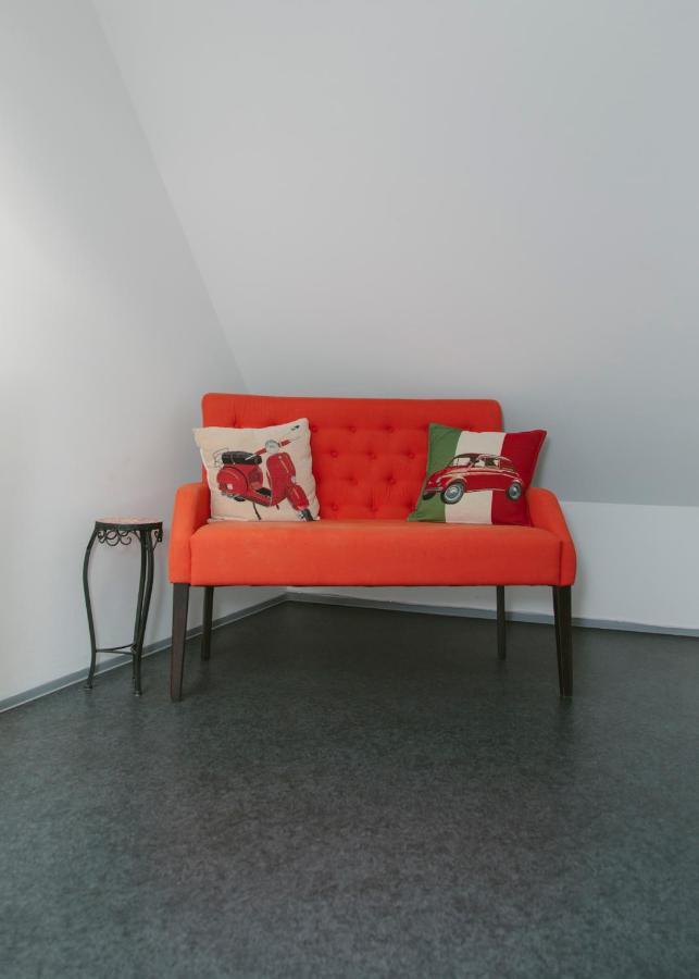 Gaestehaus Vigliarolo Gewerblich Jedes Zimmer Eigenes Bad Gemeinschaftskueche Elmshorn Exteriér fotografie