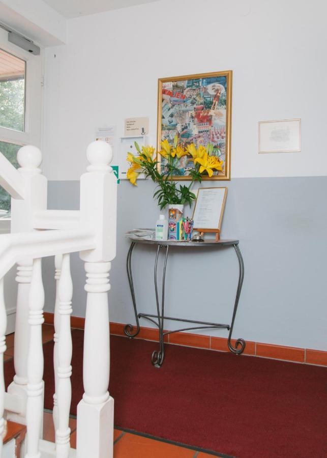 Gaestehaus Vigliarolo Gewerblich Jedes Zimmer Eigenes Bad Gemeinschaftskueche Elmshorn Exteriér fotografie