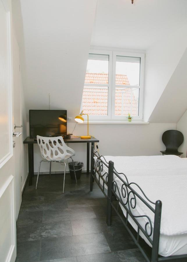 Gaestehaus Vigliarolo Gewerblich Jedes Zimmer Eigenes Bad Gemeinschaftskueche Elmshorn Exteriér fotografie